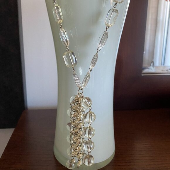 FREE with orders $25 Beautiful clear glass yellow beads necklace with pendant - Picture 1 of 2